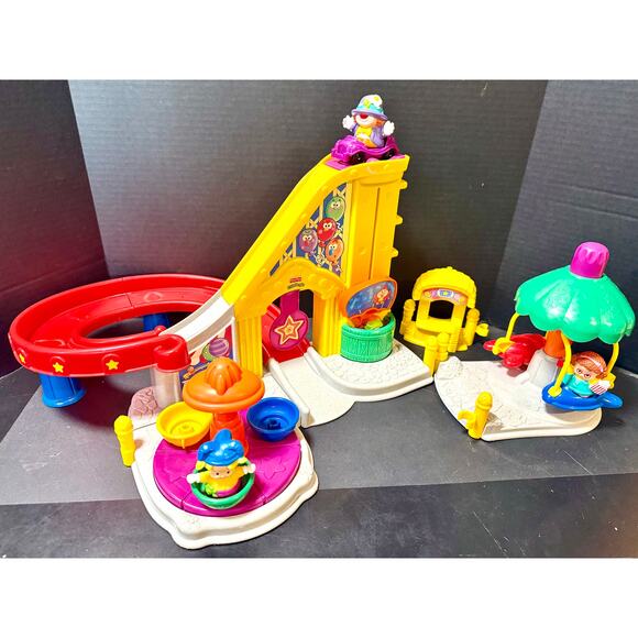 Fisher Price Little People Surprise Sounds Fun Park Carnival figures no sound - Picture 1 of 6